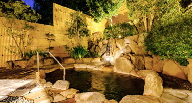（Nanki Shirahama） Ryokan Murobe and “nectar of the sea” with beautiful skin and seafood.